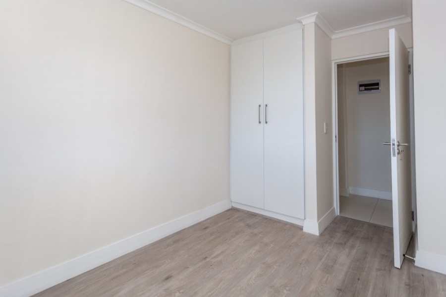 2 Bedroom Property for Sale in Zonnebloem Western Cape